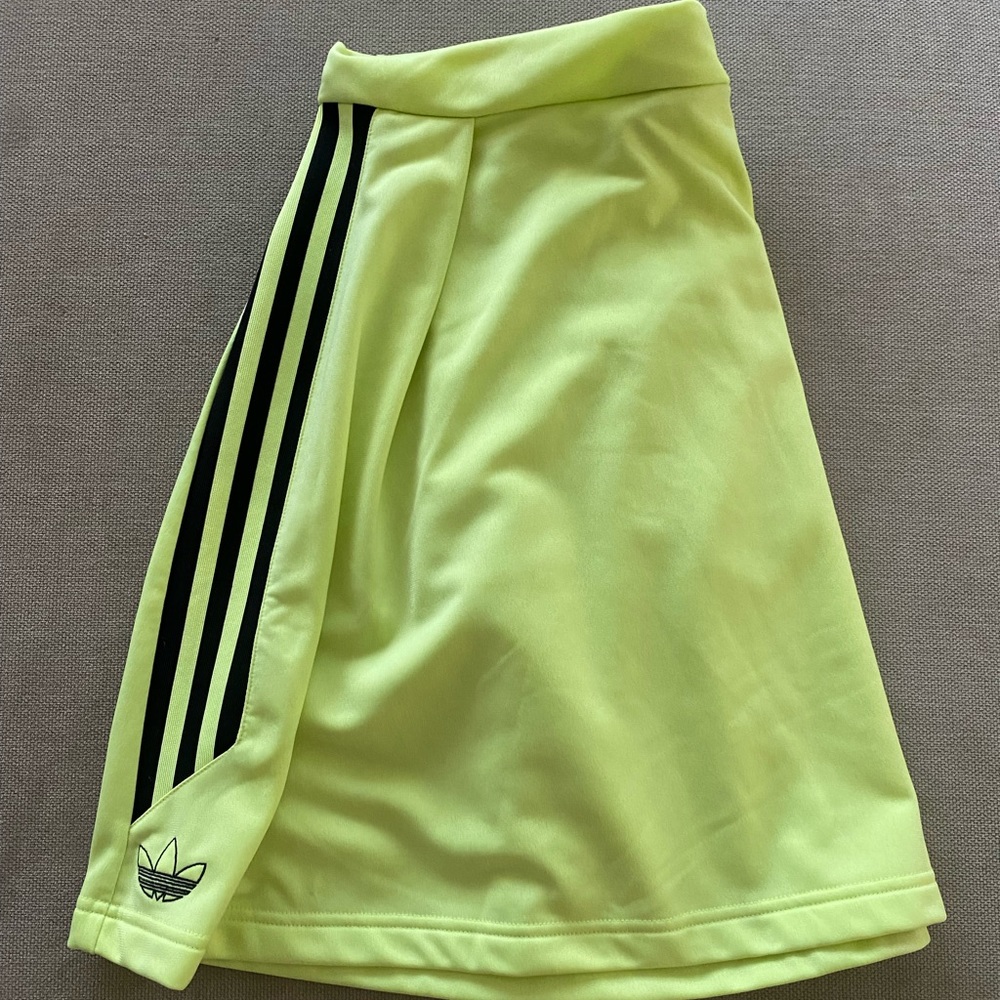 ADIDAS - Tennis Skirt - Y2K Style 90s